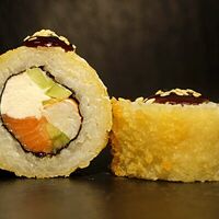 Дары моря в Сэнсэй Sushi&Pizza