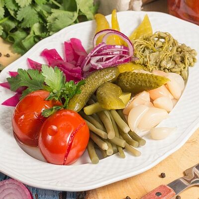 Домашние соленья в Мушмула по цене 389