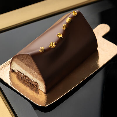 Пирожное Три шоколада в La Maison гастробутик по цене 470 ₽