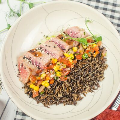 Тунец на гриле с диким рисом в Eat fresh по цене 760 ₽