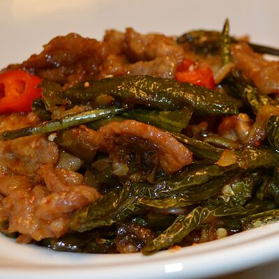 Обжаренная говядина с перцем чили в Тан чао по цене 36 р.