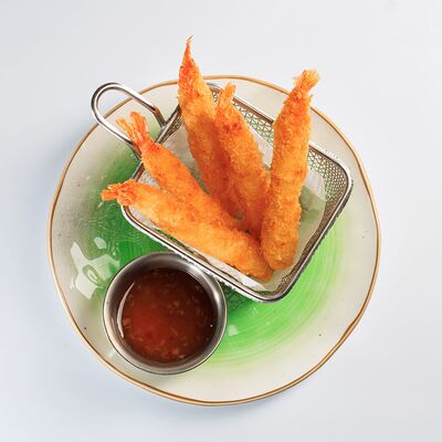 Хрустящие креветки в панировке со сладким чили в Семейный ресторан Tiki&Taki по цене 600 ₽