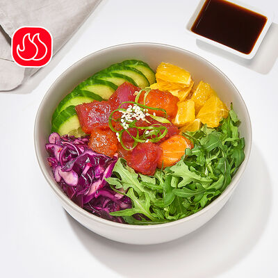 Поке спайси с лососем, тунцом и апельсином в Много лосося по цене 660