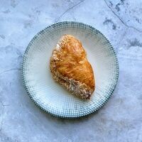 Даниш с вишней и творогом в Let it be