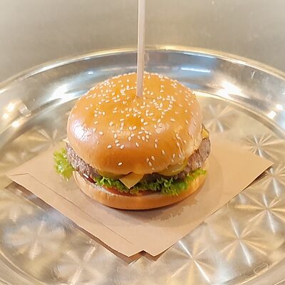 Чизбургер говяжий в ШаурХолл по цене 540 ₽