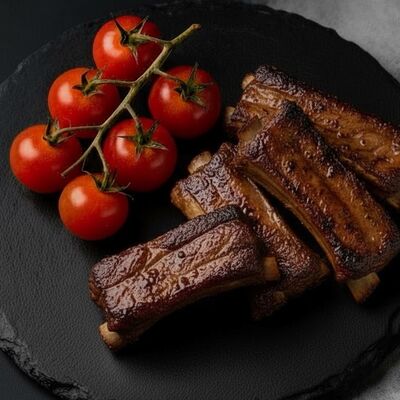 Шашлык из свиных ребрышек гриль в Гирос Паб по цене 300 ₽