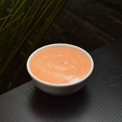 Соус Спайси в Правда по цене 90 ₽