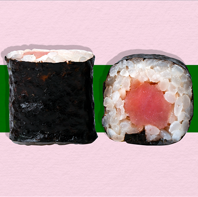 Тунец маки в Rolls & Bowls по цене 230 ₽