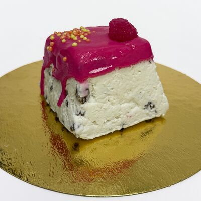 Пасха творожнаяв Хлеб и сласти по цене 385 ₽