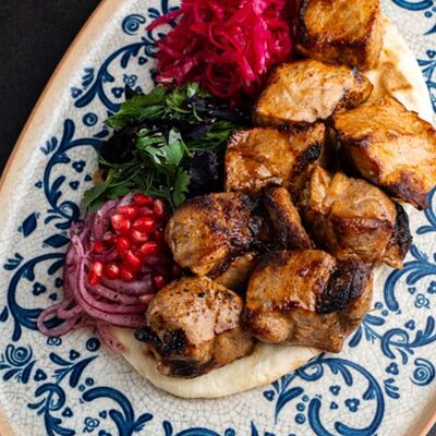 Шашлык из свинины большой в NANA Pirveli по цене 1680 ₽