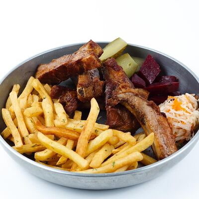 Ребрышки свиные в Роза ветров по цене 865 ₽