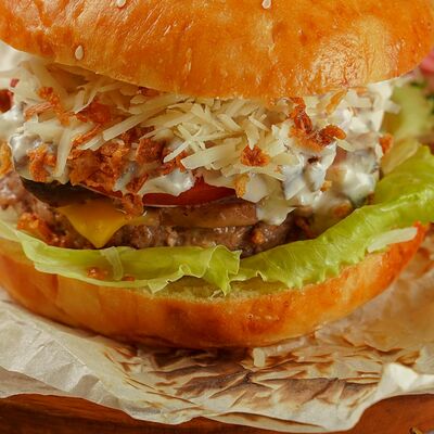 Чизбургерв Огонек по цене 569 ₽