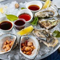 Логотип Oysters