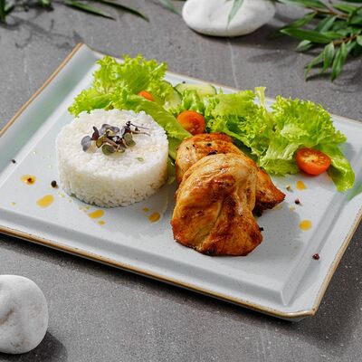 Куриная грудка с овощами в Голицынъ по цене 820 ₽