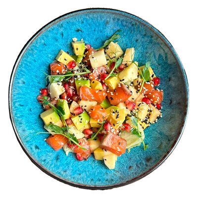 Тар-тар из семги, яблока и авокадо в Garage по цене 880 ₽