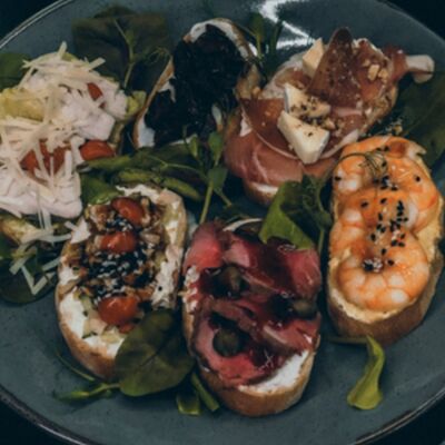 Сет брускетт в Клюква бар по цене 920 ₽