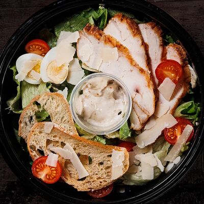 Цезарь с курицей в Джорджина по цене 490 ₽