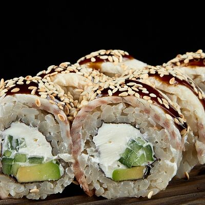 Канада с угрем по классикев Полтора тигра по цене 1160