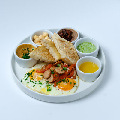 Стамбульский завтрак в TOAST CAFE по цене 715 ₽