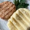 Котлета домашняя и картофельное пюре в Сказка по цене 355