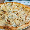 Пицца с грушей и горгонзолой в Eva bistro по цене 720