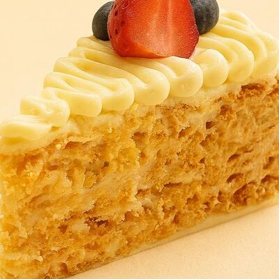 Миндально-кокосовый торт в Июль по цене 660 ₽