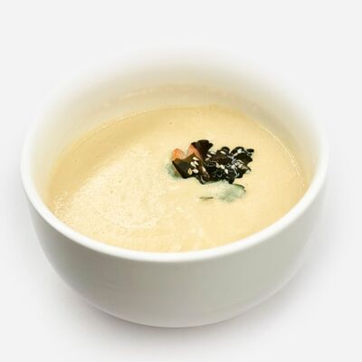 Сливочный крем-суп с Лососем в Сушифаст по цене 469 ₽