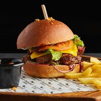 Бургер с Брискетом в DuderHoff