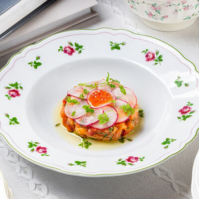 Тартар из форели в Lores по цене 1190 ₽