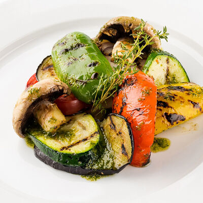 Овощи гриль в Udcкафе Upside Down Cake по цене 420 ₽