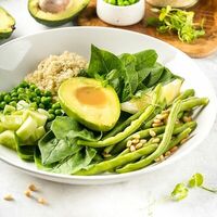 Большой зеленый салат в АндерСон