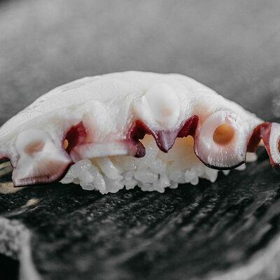 Суши осьминог в Shima по цене 250 ₽