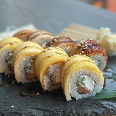 Ролл Унаги-манго в Uminami по цене 990 ₽