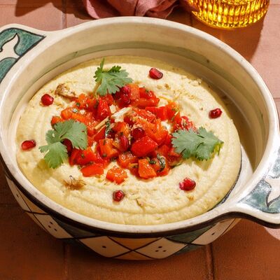 Хумус с печеным перцем в Асканели Georgian Bistro по цене 750 ₽