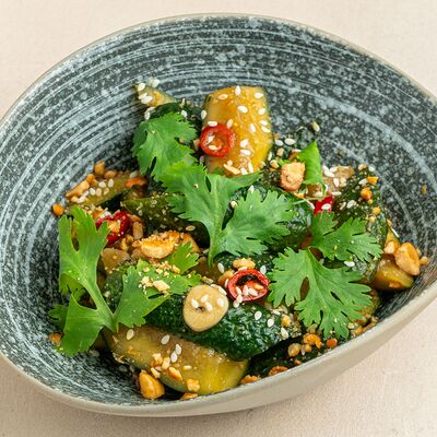 Битые огурцы в Brasserie Kriek по цене 490 ₽