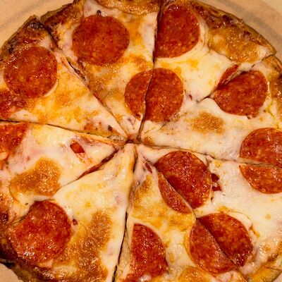 Пицца Пепперони в Жпит по цене 1150 ₽