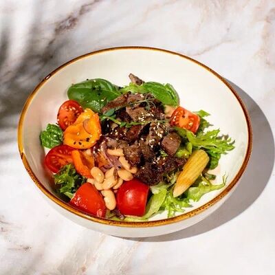 Теплый салат с мраморной говядинойв География по цене 1110 ₽