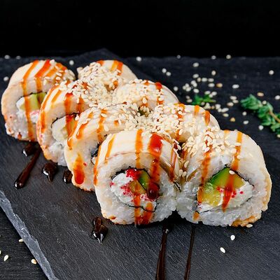 Ролл Дракон в Суши и Роллы по цене 659 ₽