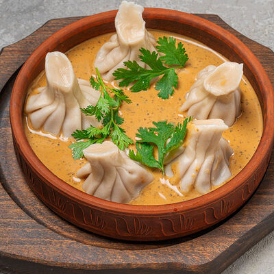 Хинкали с телятиной в перечном соусе в Курагадиван по цене 550