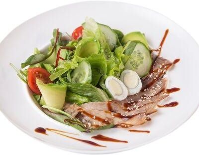 Салат Унаги то абокадо сарада в Суши Ё Пицца по цене 560 ₽