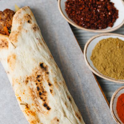 Дюрюм с рубленой курицей в Adana Durum по цене 390 ₽