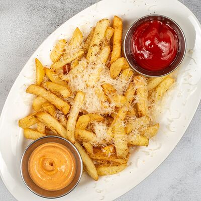 Картофель фри с пармезаном и заатаром в Dizengof/99 по цене 570 ₽