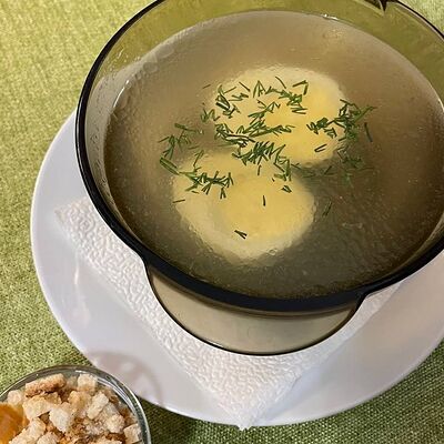 Куриный бульон, яйцо, гренки в Советская магистраль по цене 195 ₽