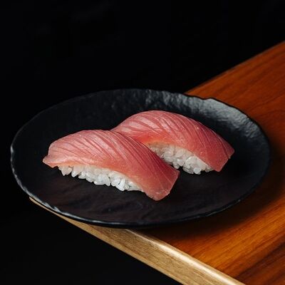 Нигири Тунец (2 шт) в Buba Sushi по цене 820 ₽