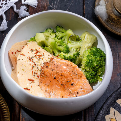 Семга по-батумски в Хачапури Марико по цене 1475 ₽