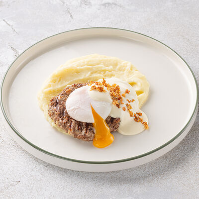 Бифштекс из говядины со сливочно-горчичным соусом и яйцом пашот в Шоколадница по цене 710 ₽