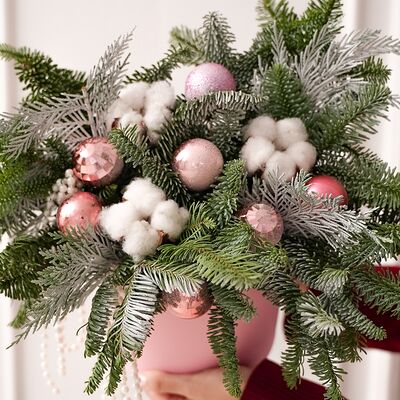 Шляпная коробка из нобилиса №11в SOK - клубника в шоколаде по цене 4990 ₽