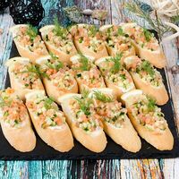 Брускетта с красной рыбой в All Canape