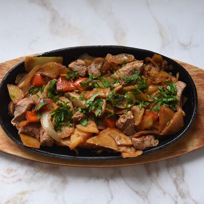 Жаркое на сковородке в Сметана на Б. Садовой по цене 449 ₽