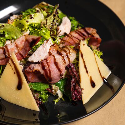 Салат Полно и Панчетта в Fino по цене 600 ₽